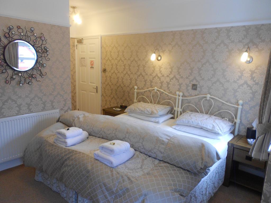 Allt Na Leven Guest House Кинлохливен Экстерьер фото